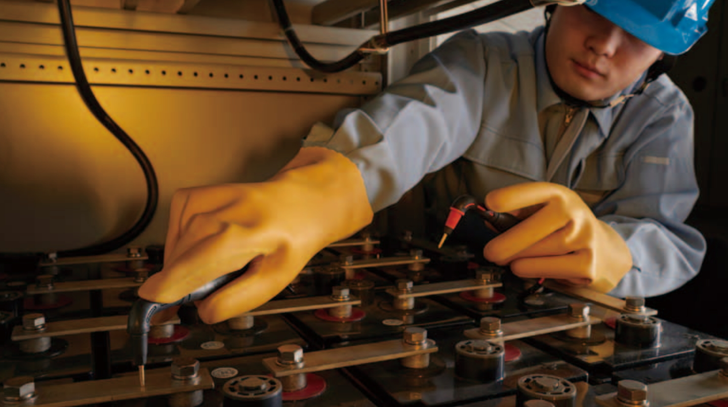 בודק מצברים דיגיטלי HIOKI BT3554